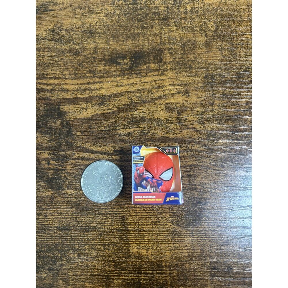 ZURU Mini Brands 5 Surprise Disney Store TOYBOX Spider Man Mask New Unopened